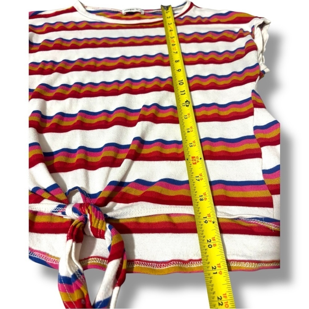 Ginger G Red/White Multicolor Dolman Sleeve Tie Front Crewneck Cropped Tee - Picture 8 of 15